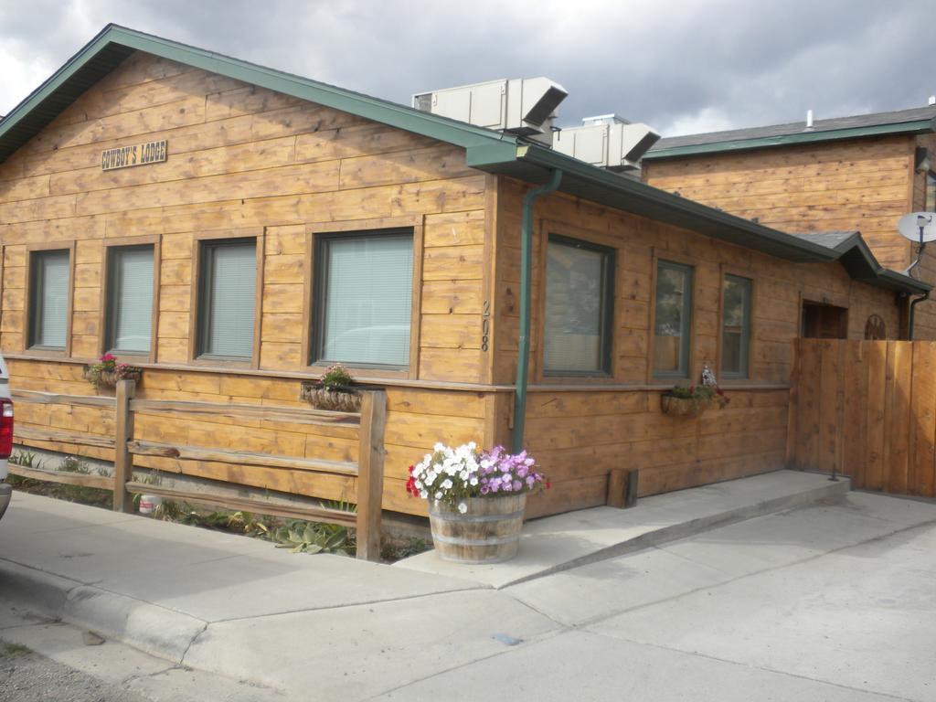 Cowboy'S Lodge Gardiner Exterior foto